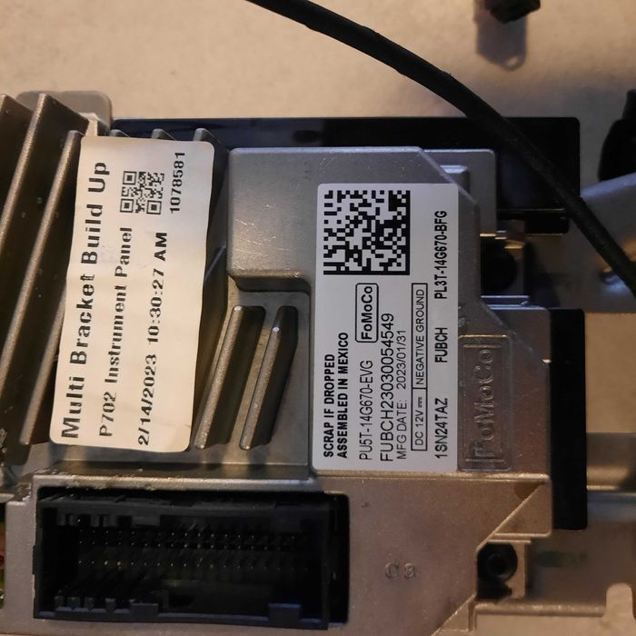 Ford F-150  2021- Mouł Sync IV PU5T-14G670-EVG