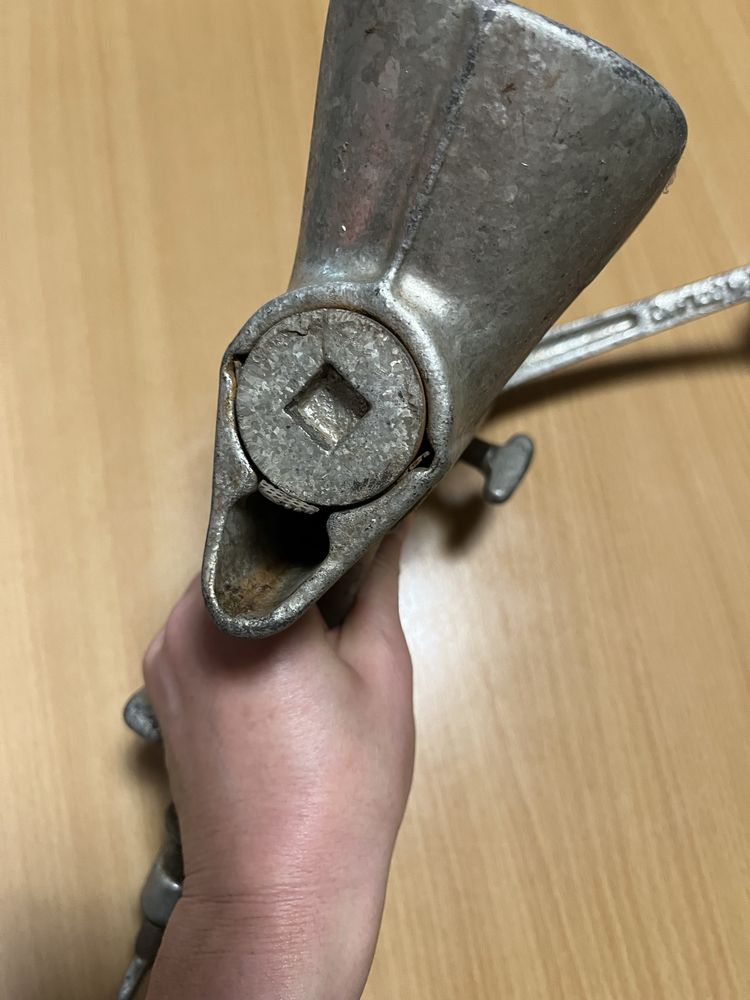 Sokowirówka ręczna do warzyw i owocow