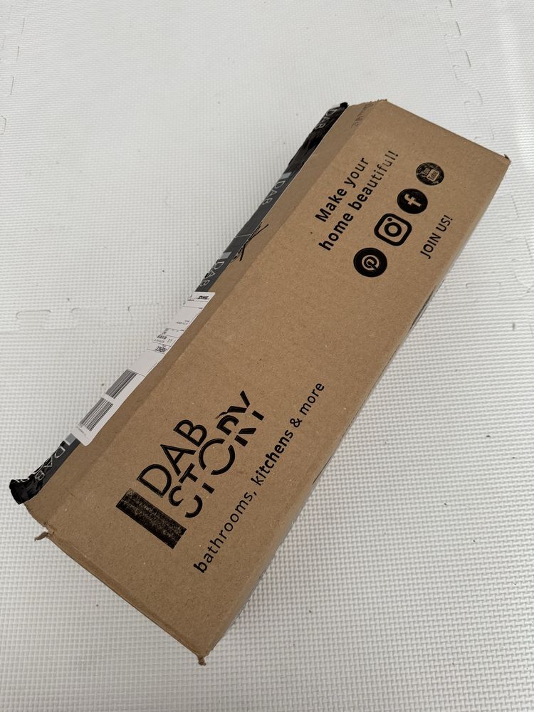 Czarna półka pod prysznic Dabstory DOCIA 40 cm stal nierdzewna
