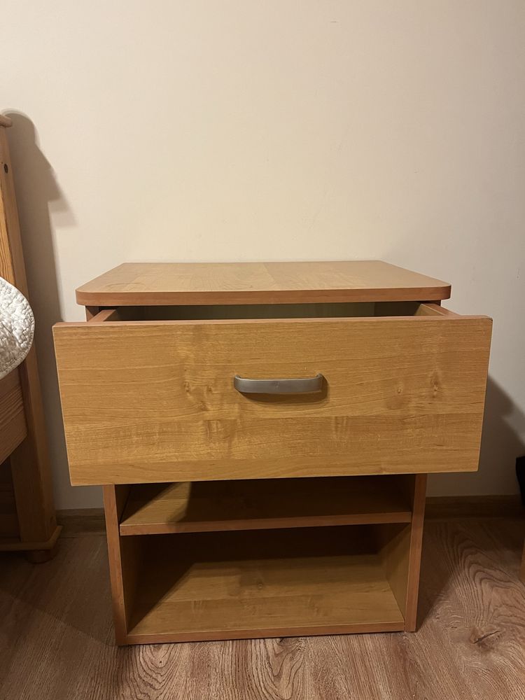 Szafka nocna olcha szuflada i dwie półki