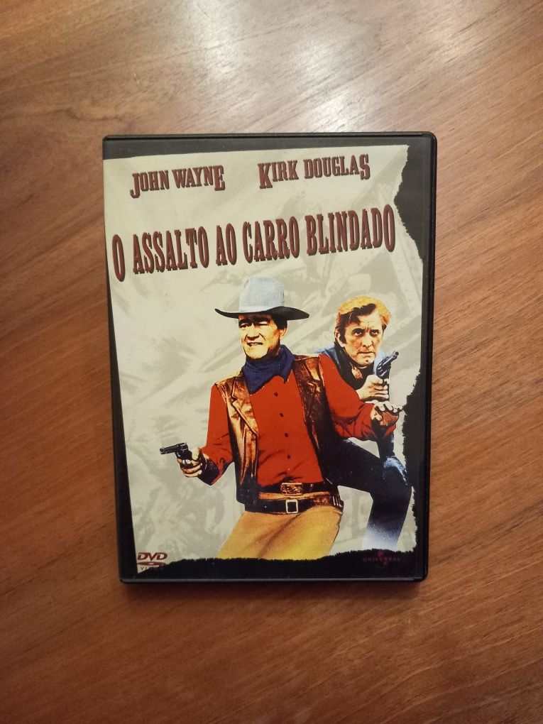 O Assalto ao Carro Blindado (J. Wayne/K. Douglas)