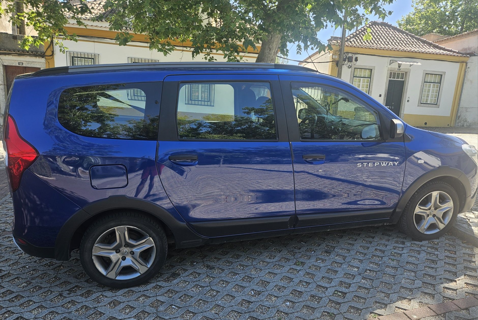 Dacia Lodgy  1.5 Blue dCi Stepway 7L