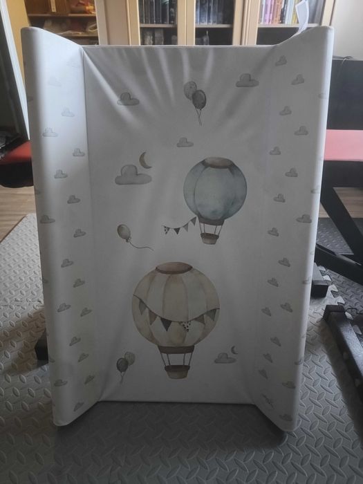 Łóżeczko dla dziecka , przewijak