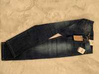 Nowe jeansy chłopięce 140