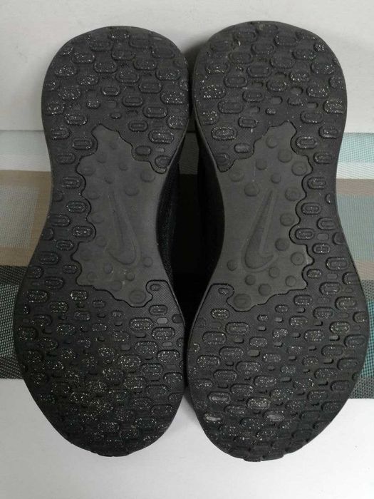 Кросівки чоловічі Nike Revolution 7 Black Размер-45.5