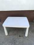 Stolik Ikea Mamut