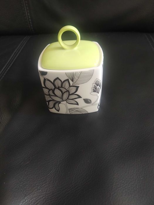 Açucareiro Vista Alegre, modelo Carre Verde Fiori. Novo com etiqueta.