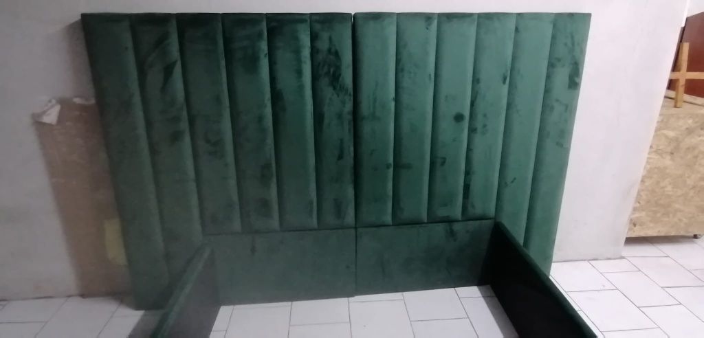 Estrutura de cama almofadada