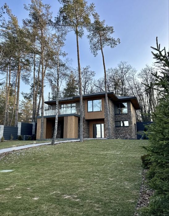 Продаж будинку з дизайнерським ремонтом серед лісу, Віта-Поштова