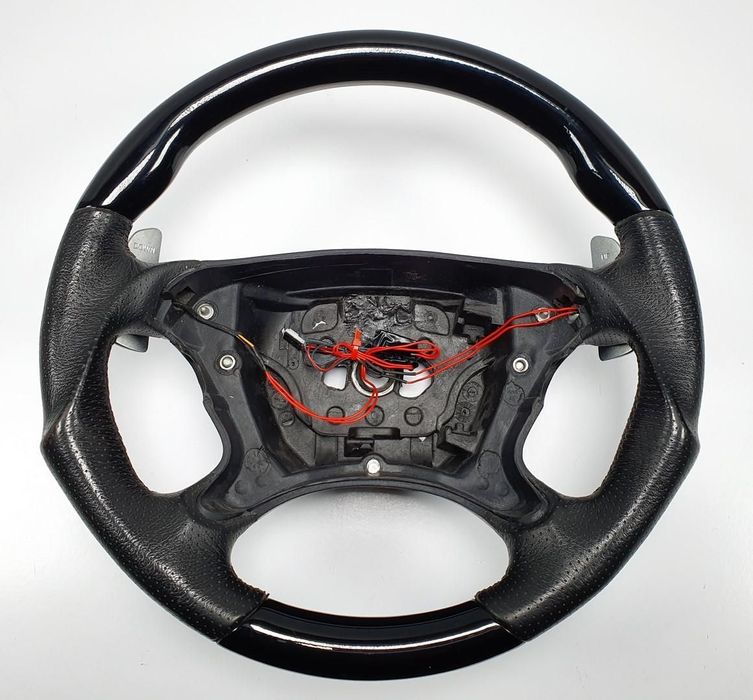 KIEROWNICA ŁOPATKI MERCEDES SL 63 55 AMG R230