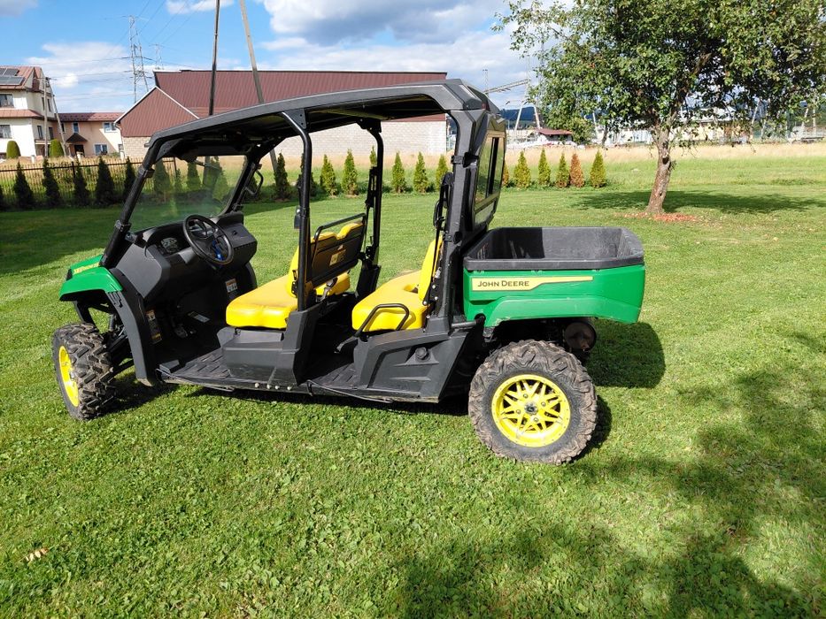 Jonh deere  gator 590