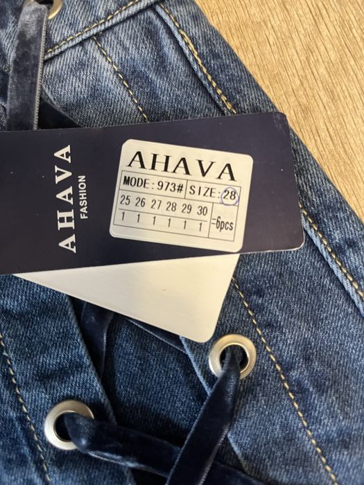 Жіночі джинсові спідниці нові