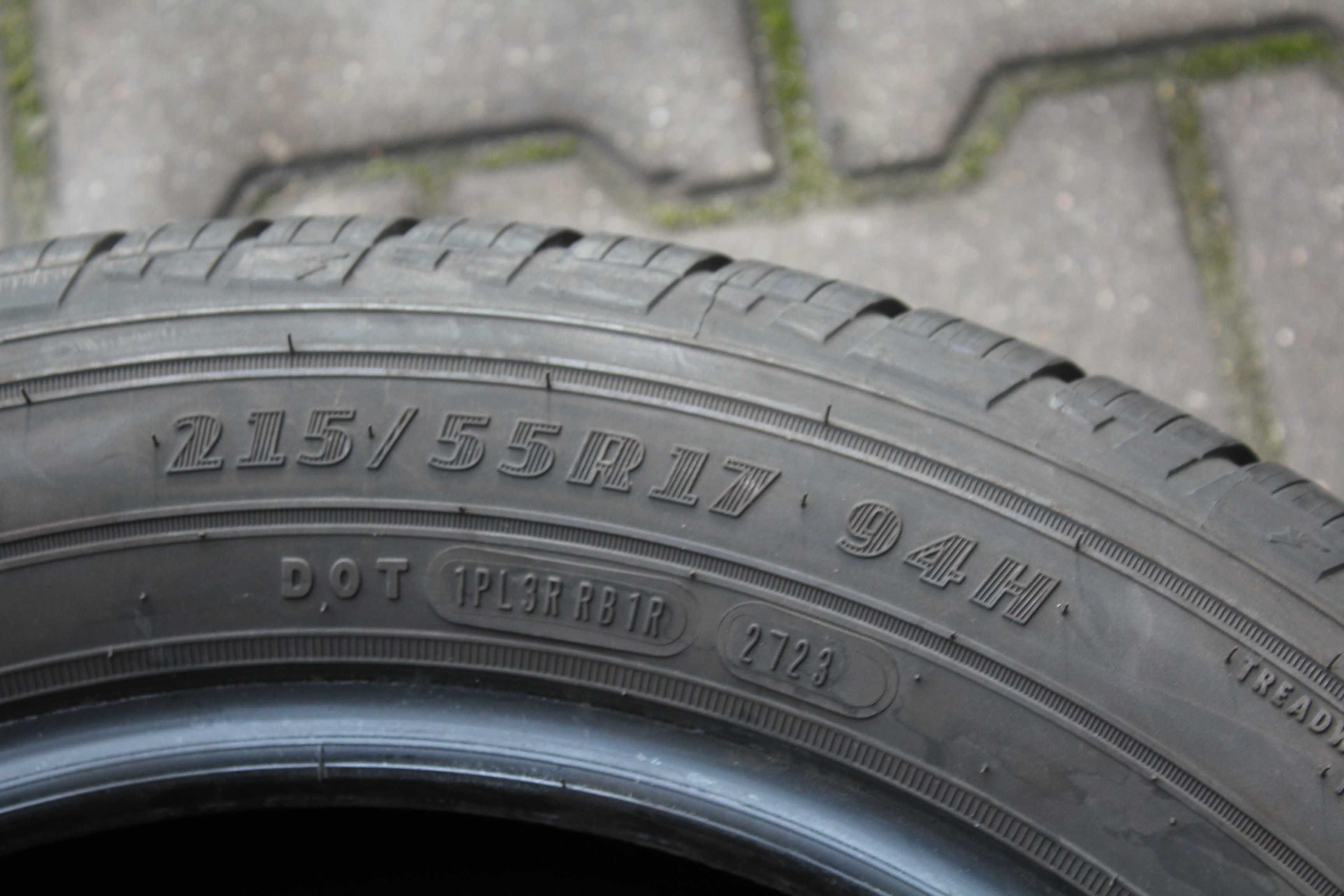 215 55 R17 Goodyear Assurance Finesse