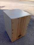 Cajon usado pequeno
