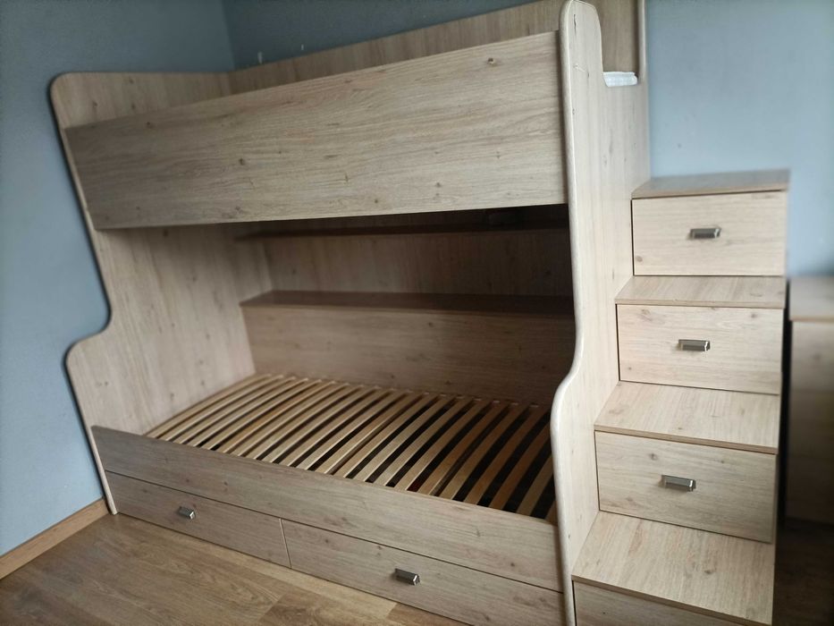 Łóżko piętrowe sprzedam