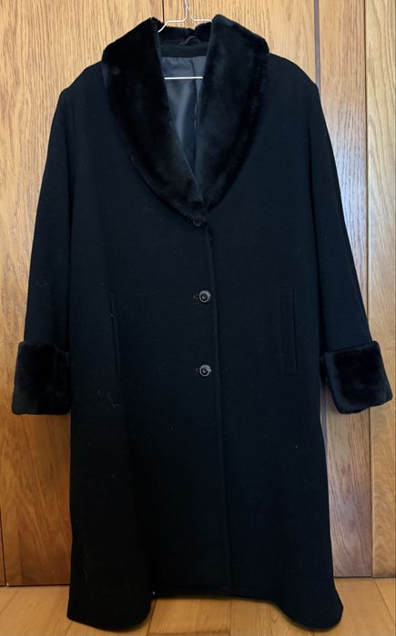 Casaco comprido em lã