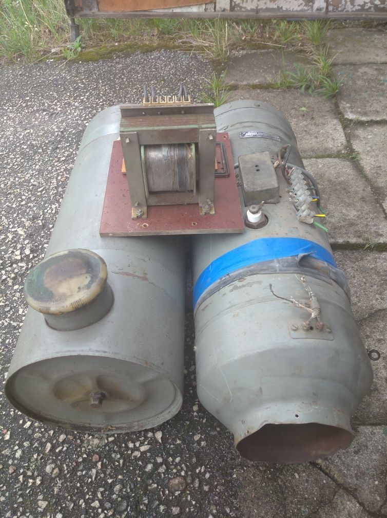 Ogrzewanie dewasto 12v zasilane z 230v lub akumulatora.