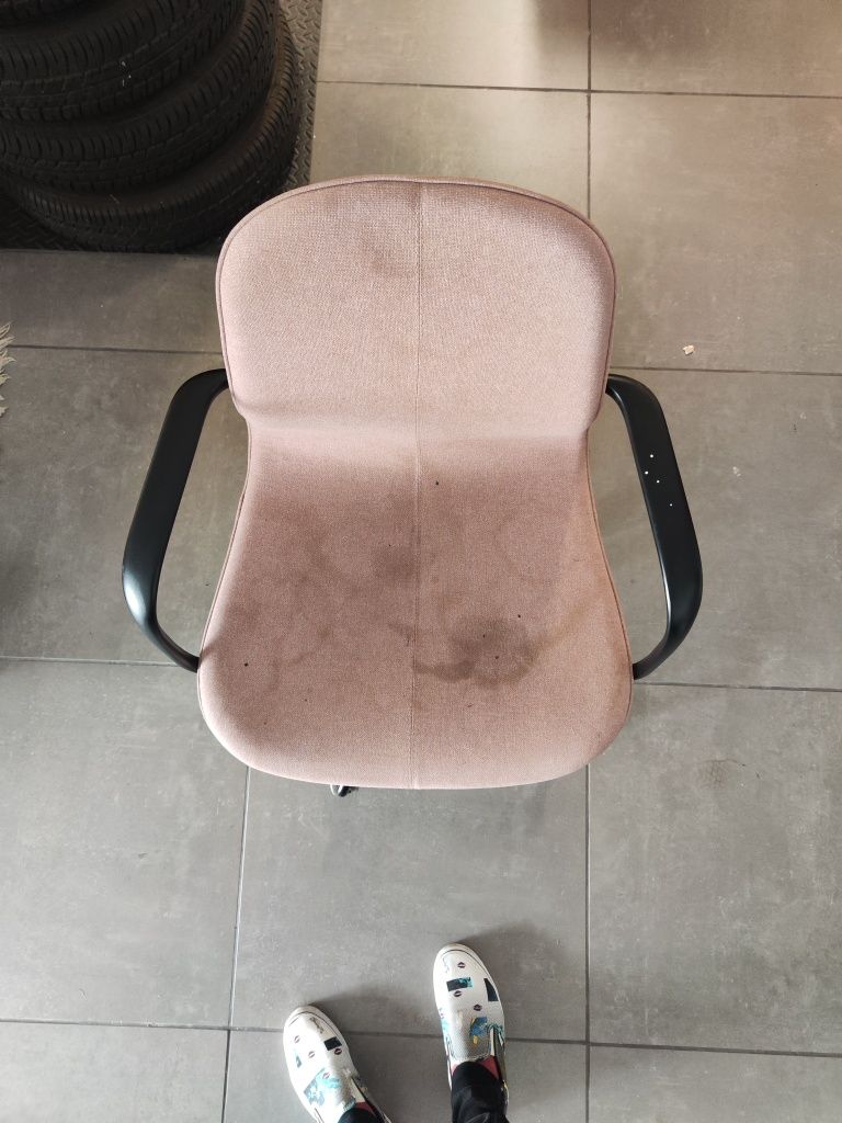Cadeira giratoria Ikea LÅNGFJÄLL
Cadeira giratória c/braços, Gunnar