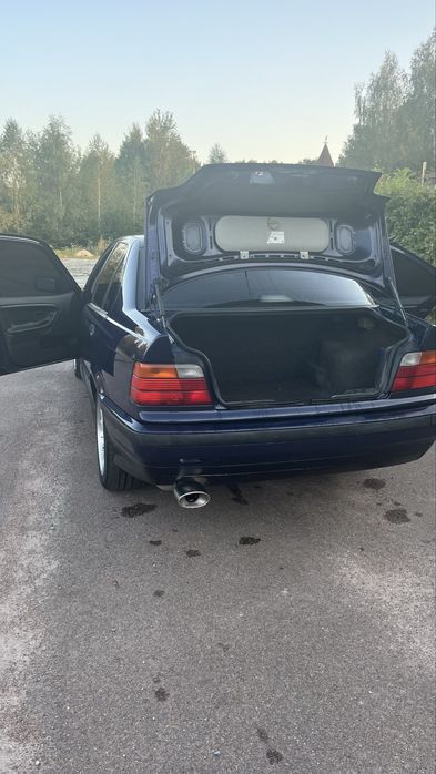 Продам BMW E36 деталі за номером