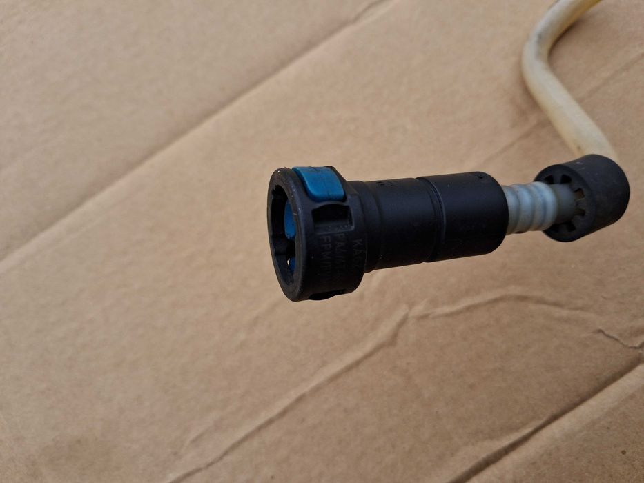 Wąż Przewód Paliwowy M47 163km BMW E60 E90