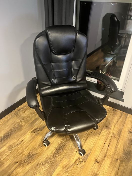 Fotel biurowy obrotowy