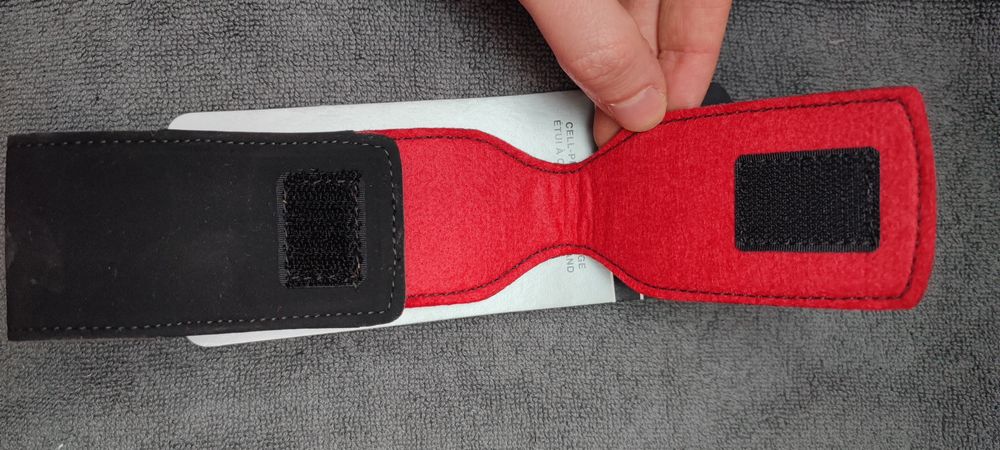 Etui na mały telefon do paska Nike