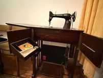 Zabytkowa maszyna do szycia Singer z 1910 r.