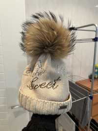 Продам шапку женскую вязаную
