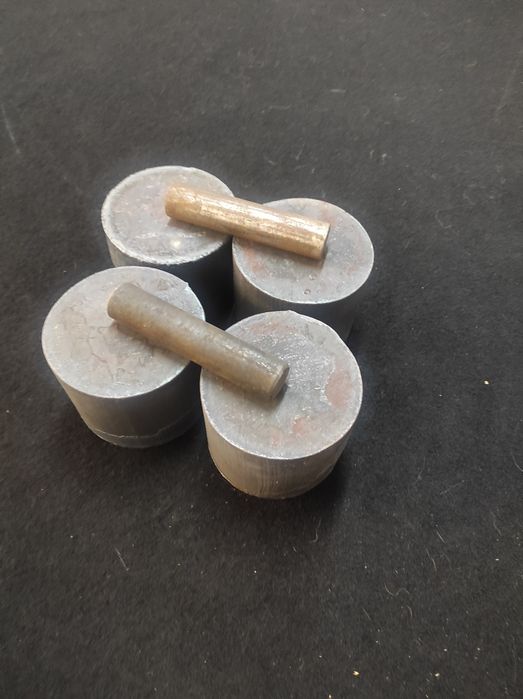 Hantle 2 x 16 i 2 x 25 kg do spawania