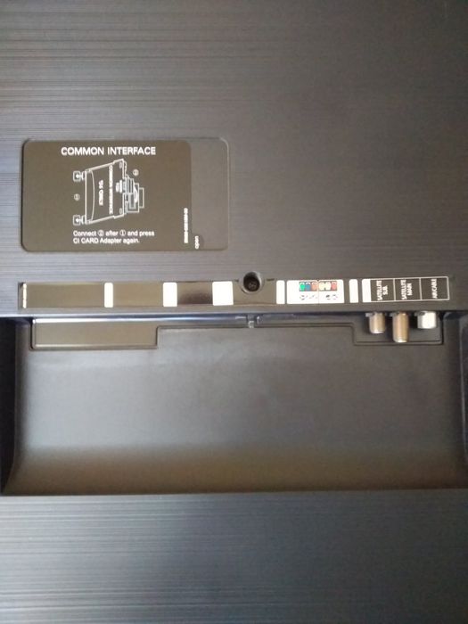 продам телевізор samsung ue65js8500l