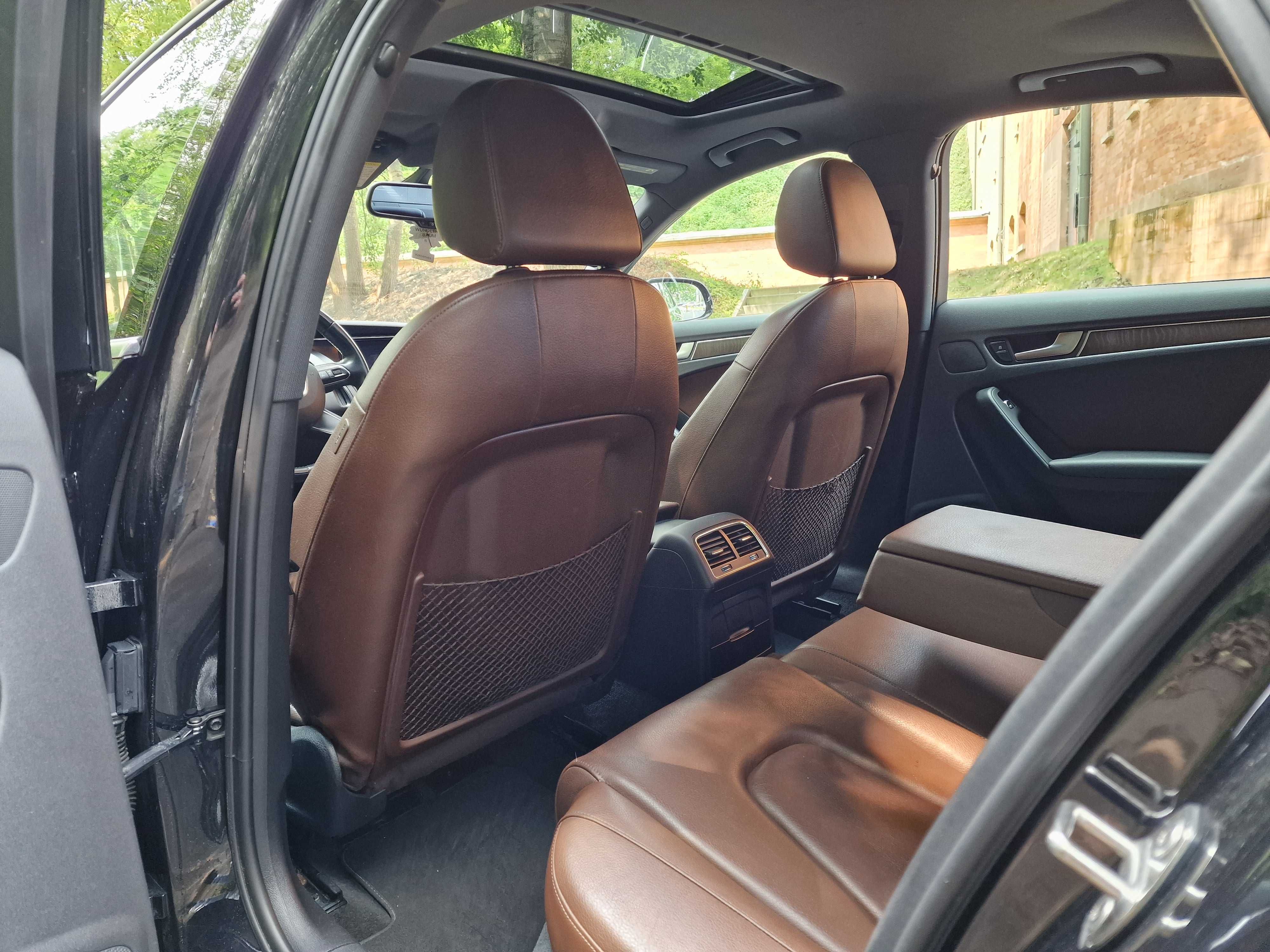 Audi A4 B8 2.0 TFSI Quattro Skóra Manual Xenon Alu 18"