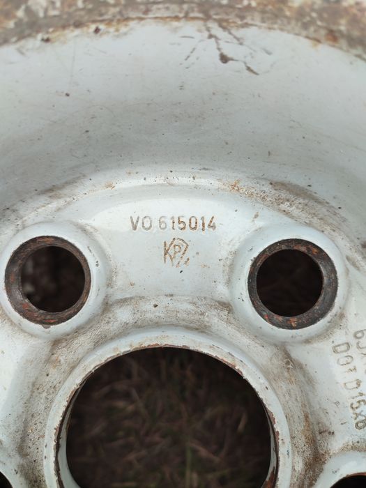 Диски метал 6 j x 15 H 2 DIN на Volkswagen Т 4