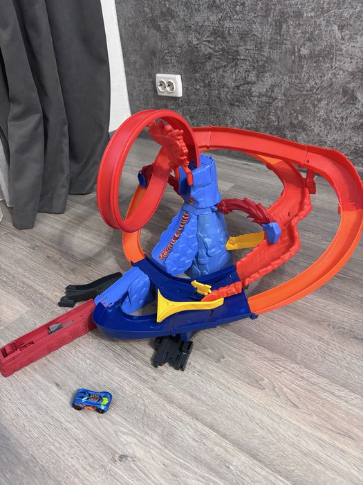 Hot wheels трек «Вулкан» хот вілс