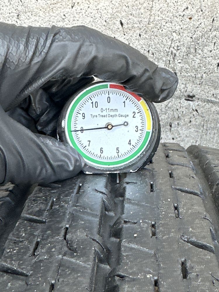 Opony letnie nokian 225/75r16c