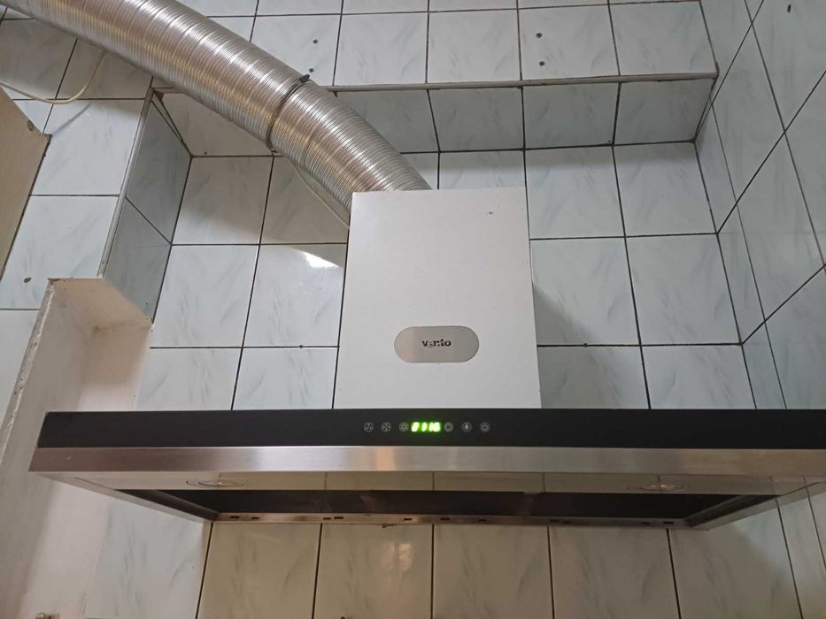 Витяжка кухонна VENTOLUX ITALIA 90 BK/X 1200