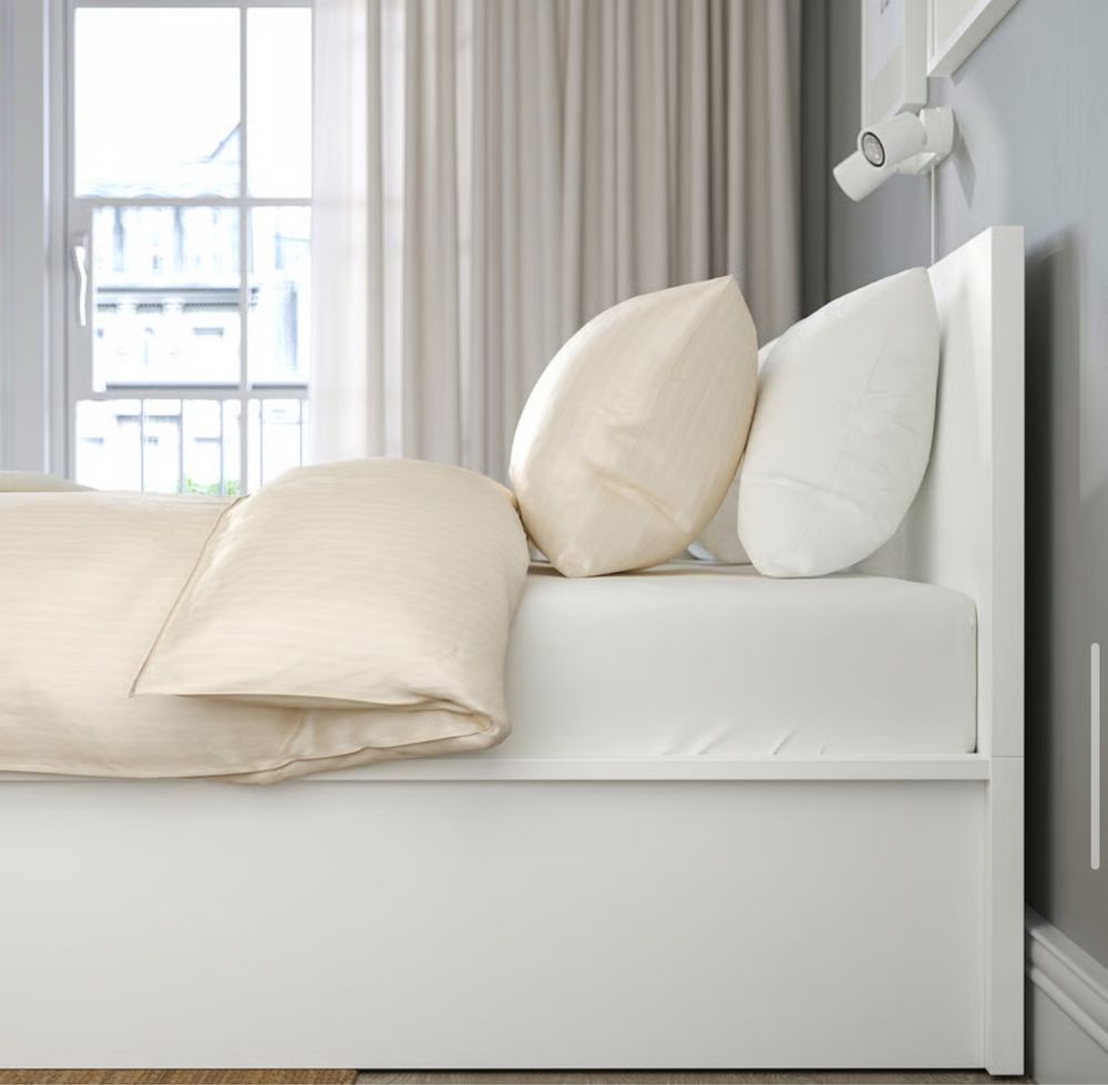 Łóżko MALM ikea z pojemnikiem 160 x 200