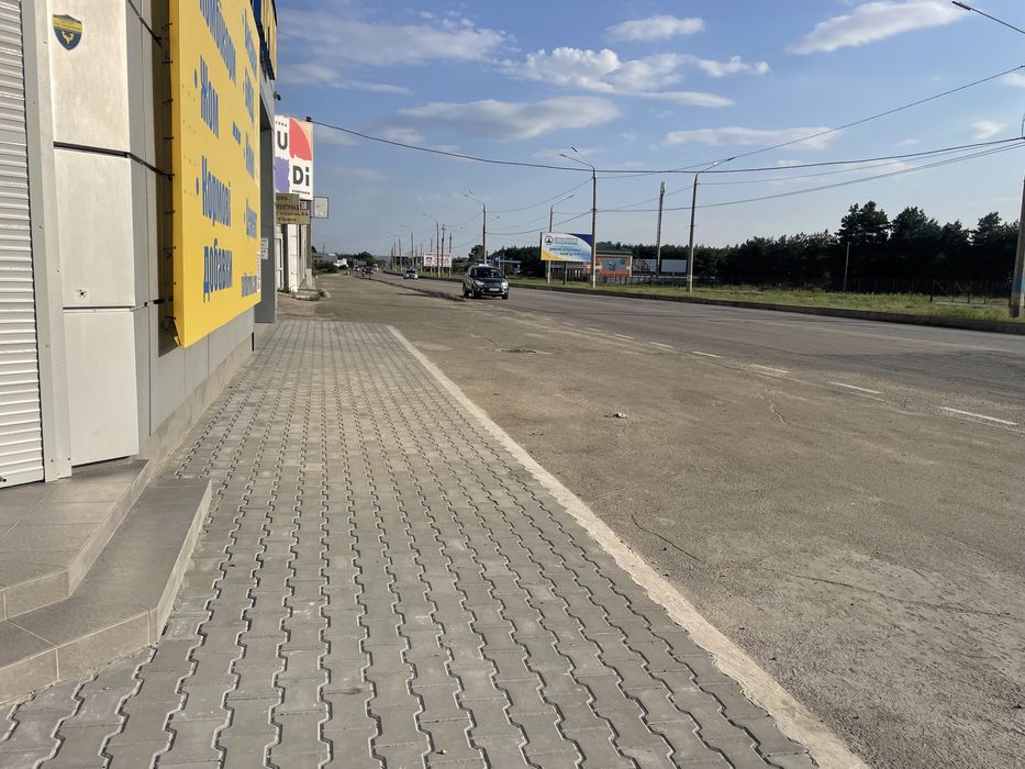 Сдам 2 бокс красная линия ( мост) есть вода, свет 3 фазы, канализация.