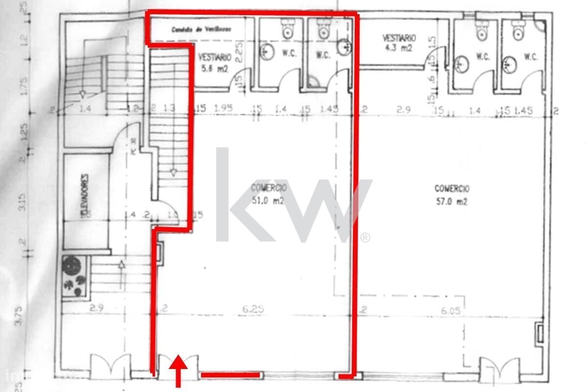 Espaço comercial de 70 m2 em Verderena, Barreiro – Disponível para ven