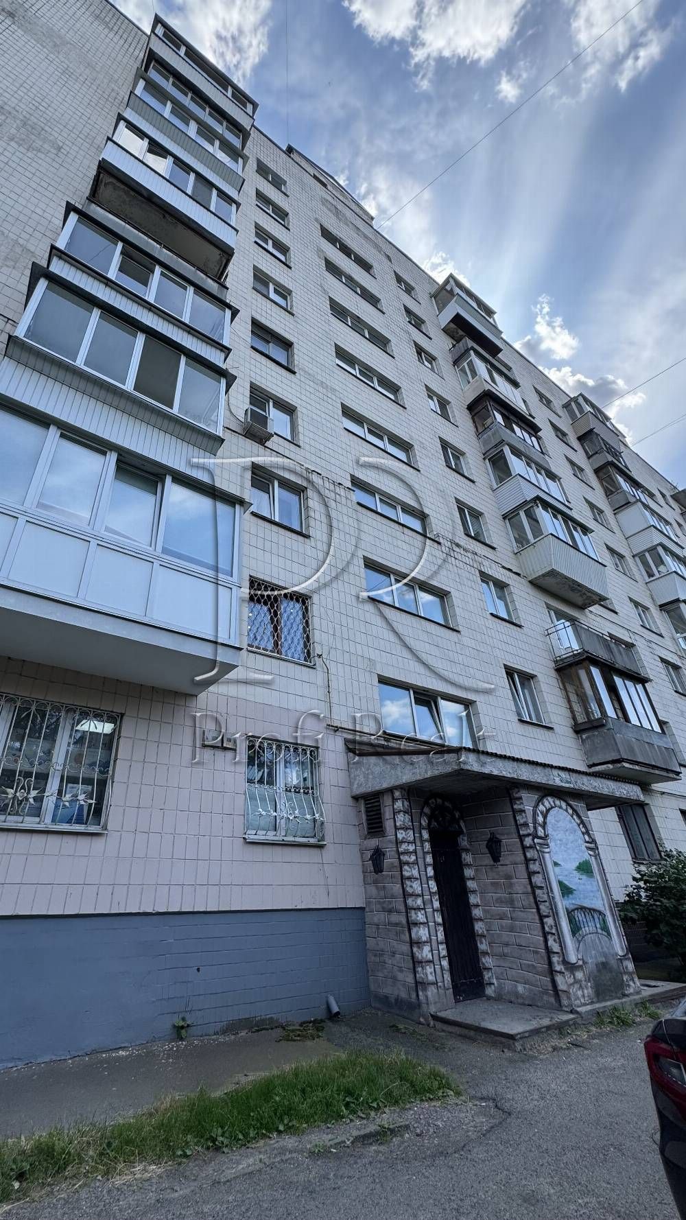 Продаж 4-кімн. квар.Салютна/Нивки/ФайнаТаун/Щербаківського/ремонт