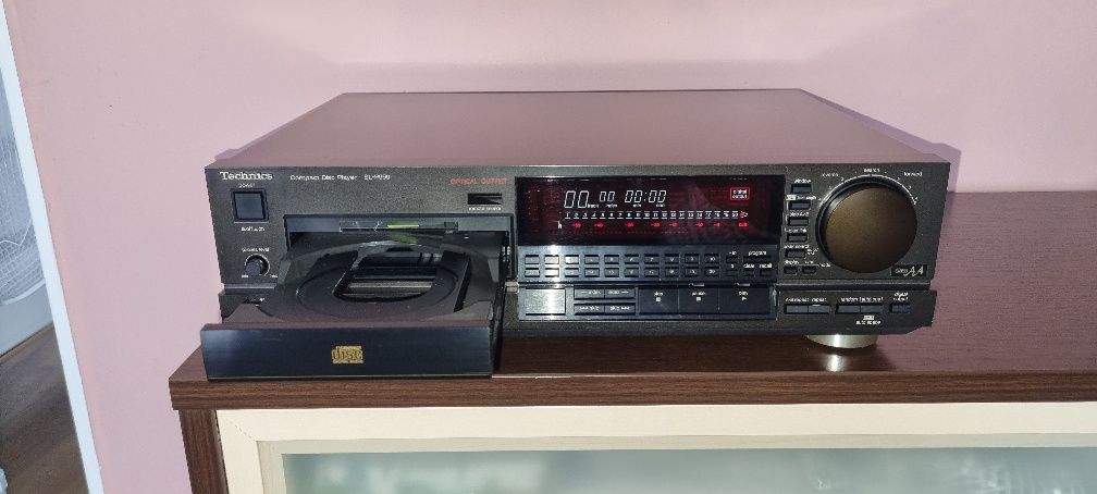 Technics SL-P999