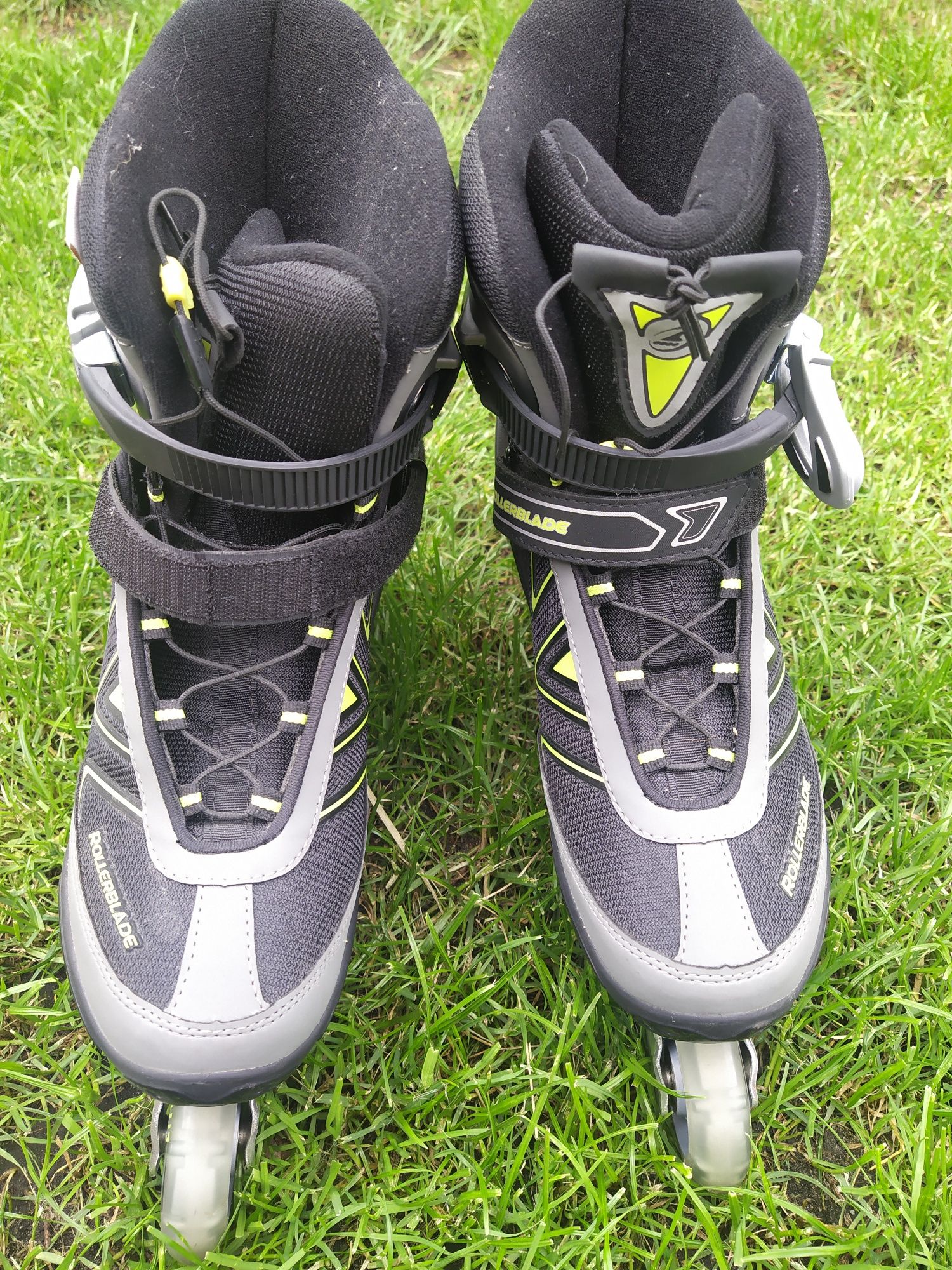 Łyżworolki Rollerblade Astro 80 XT rozmiar 44