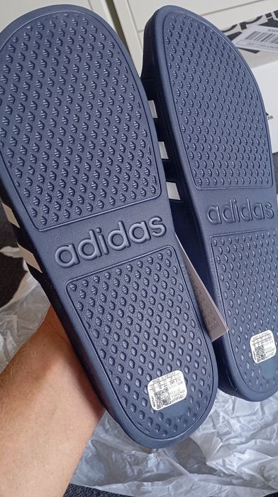 Vendo Chinelos Adidas 44 1/2