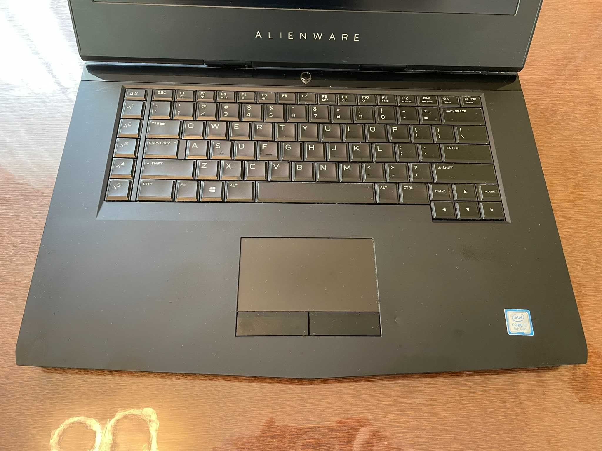 Ноутбук 15" FHD Alienware 15 R4 (I7-8750H/16Gb/SSD512+HDD 1Tb/GTX1070)
