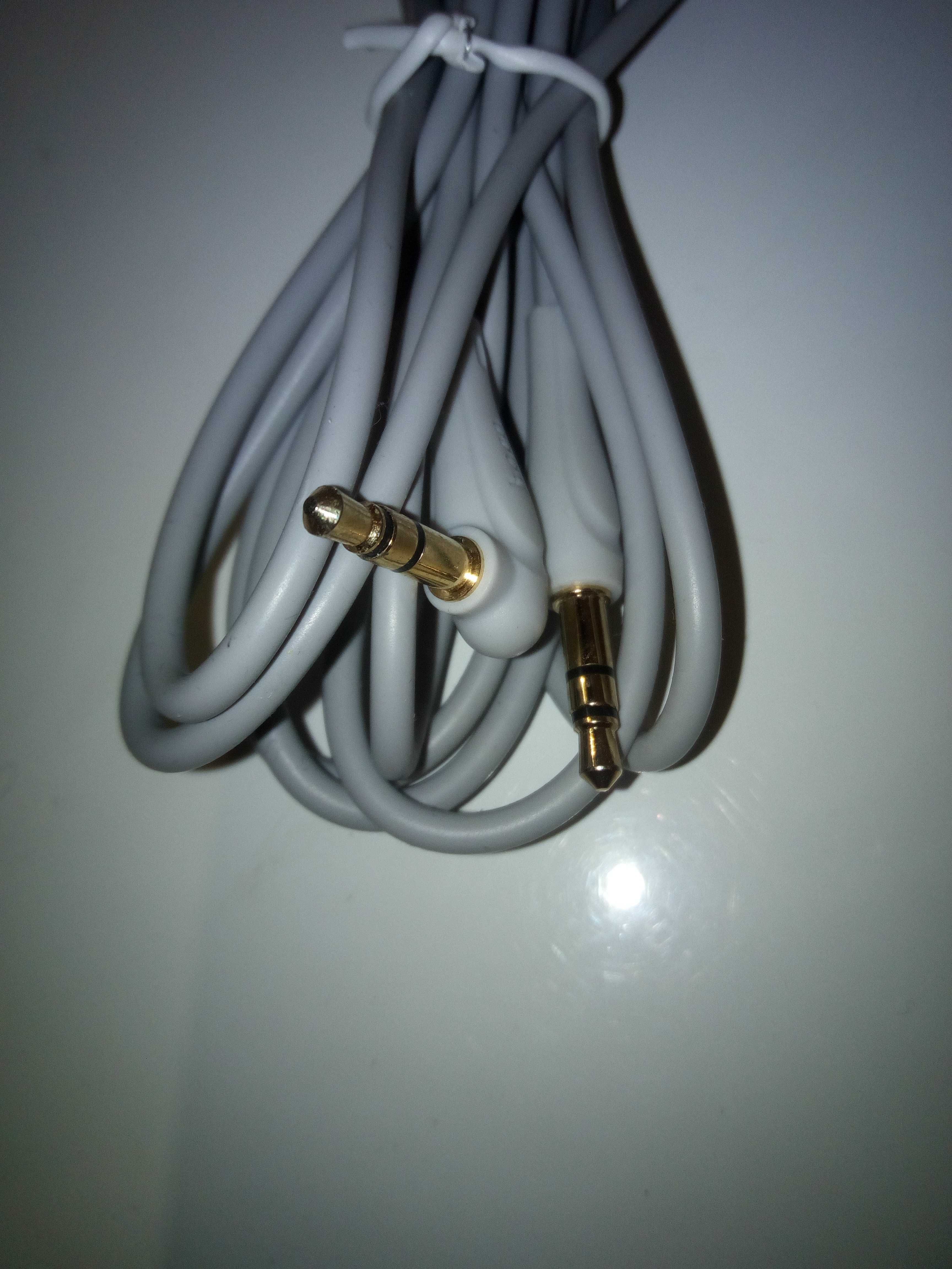 hoco upa 14 (2m) AUX аудіо кабель 3.5mm (premium product)