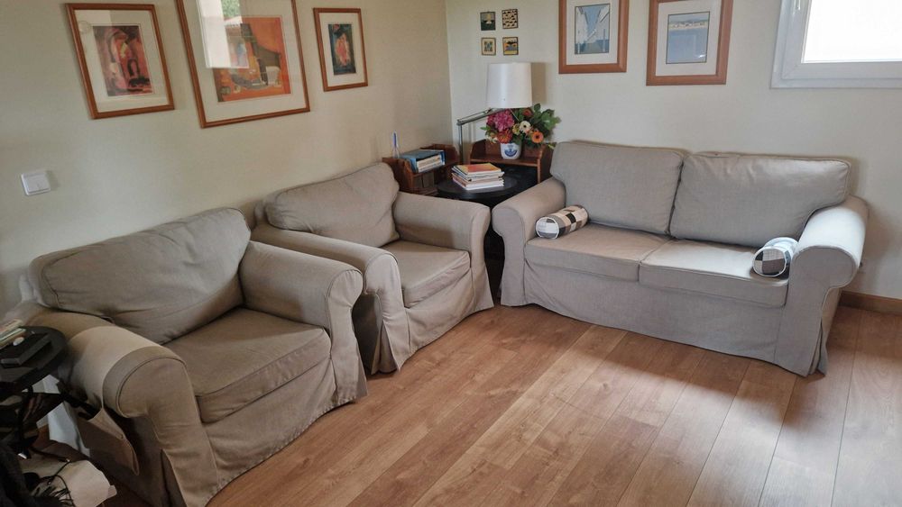 Sofá Ektorp Ikea 2 lugares (ótimo estado)