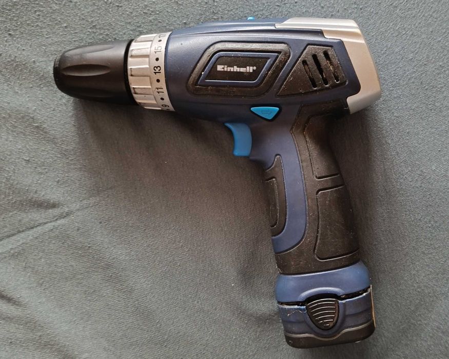 wiertarko wkretarka EINHELL 10,8v z ładowarką komplet