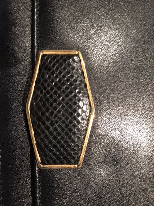 Carteira-Pochete luxo mao azul escuro/ Pele+cobra luxo