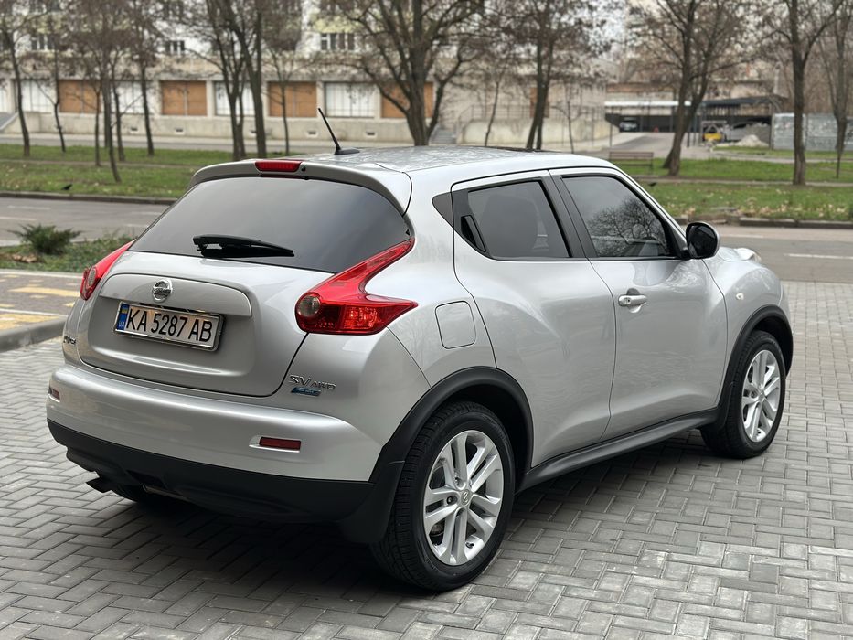 Продам Nissan Juke 2012 год Автомат