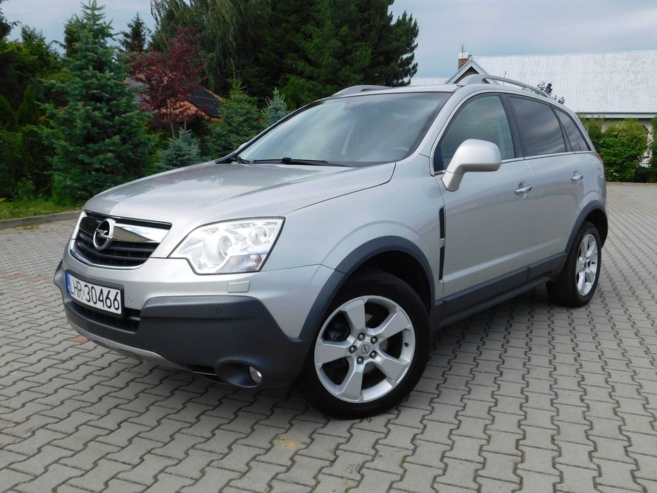 Opel Antara**Navigacja**Grzane fotele**Skóry**Zadbany