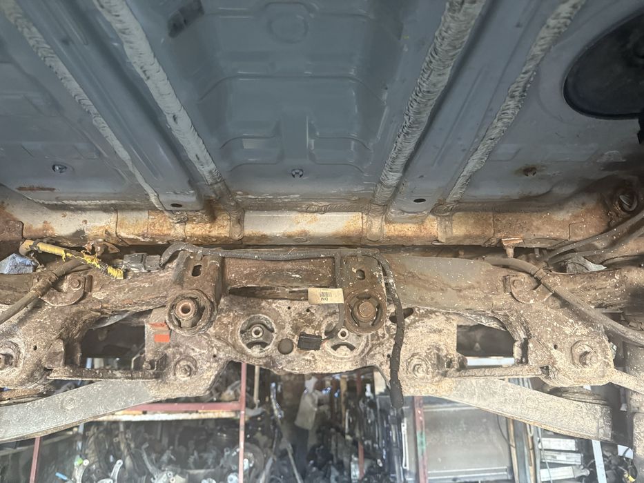 Підрамник балка задня Hyundai Santa Fe 12-18 4WD